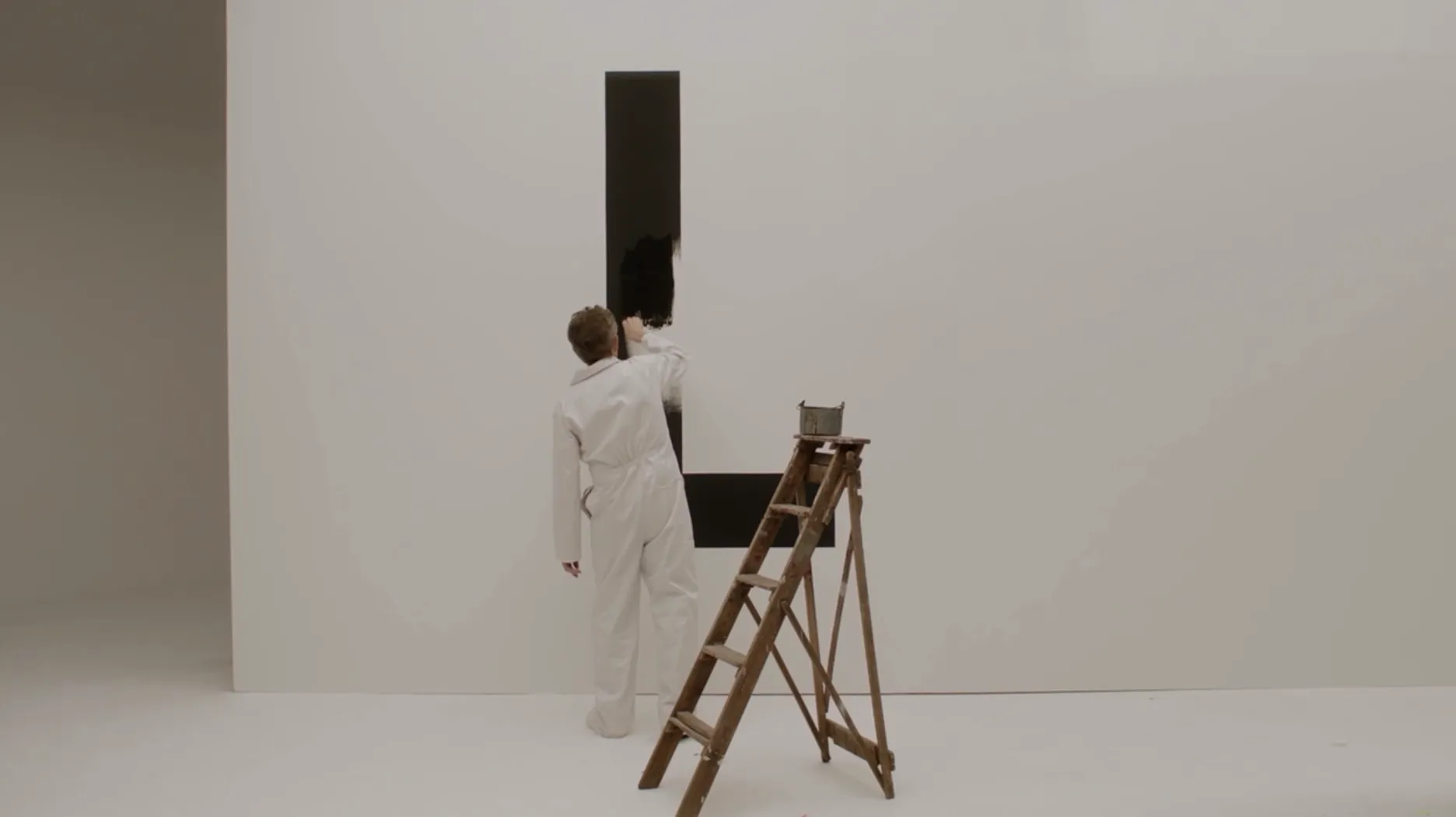 Willem Dafoe x Laphroaig – Something Is Coming